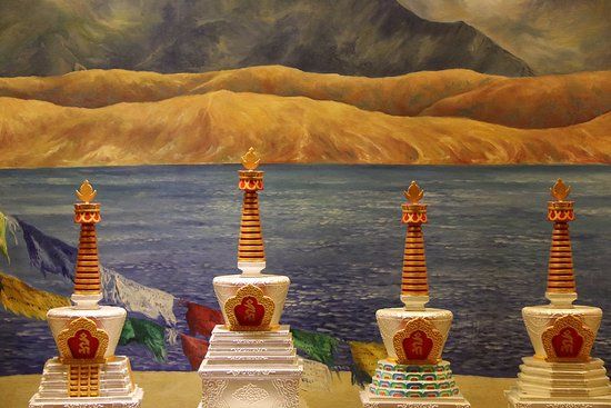 Himalayan Tibet Museum